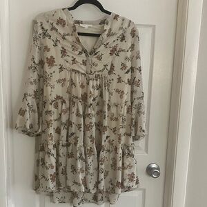 I’m mad it didn’t fit 😡😡 Emory Park Floral Cream Tunic Dress